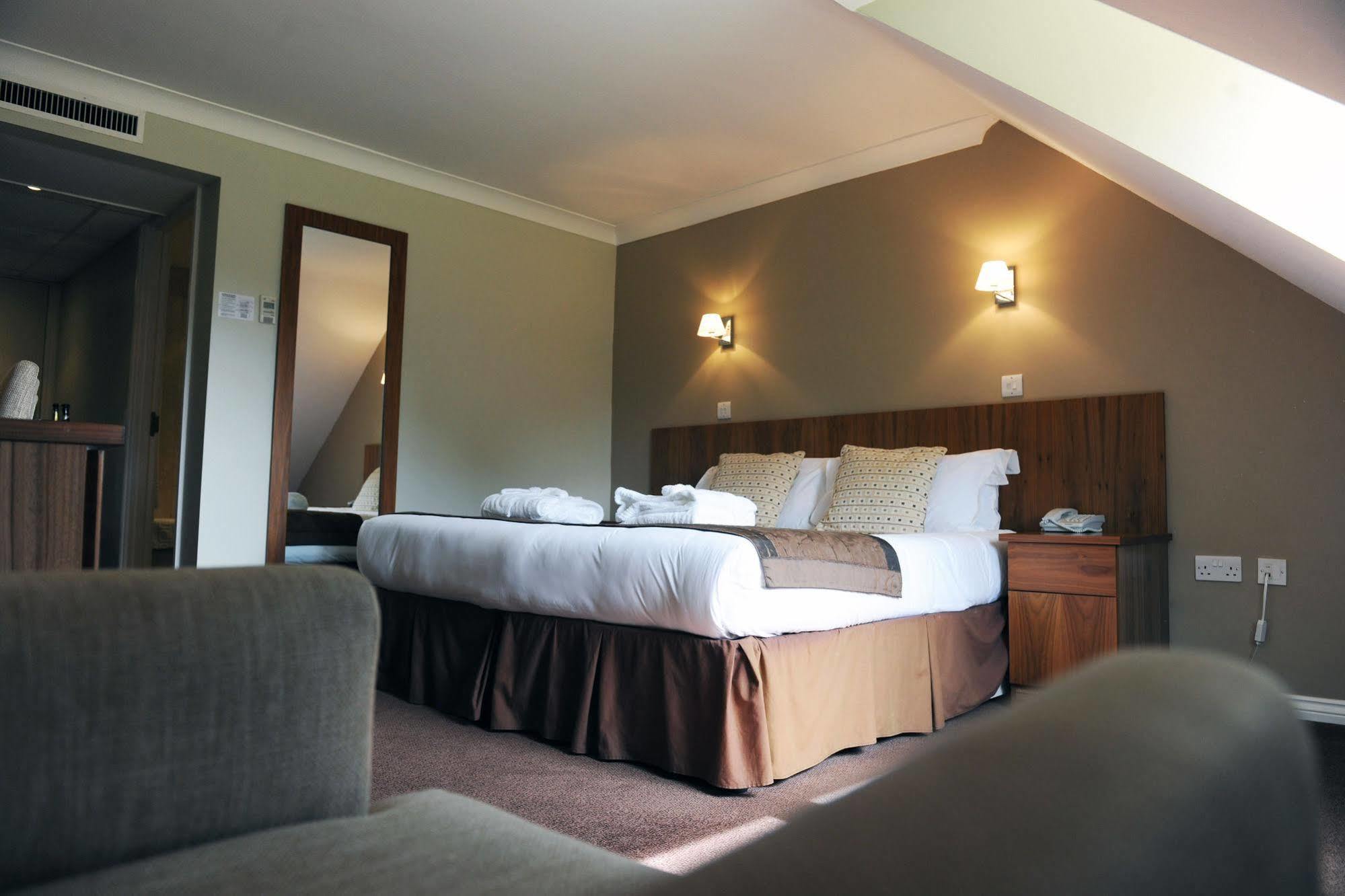 Stoke By Nayland Hotel, Golf & Spa Leavenheath Екстериор снимка